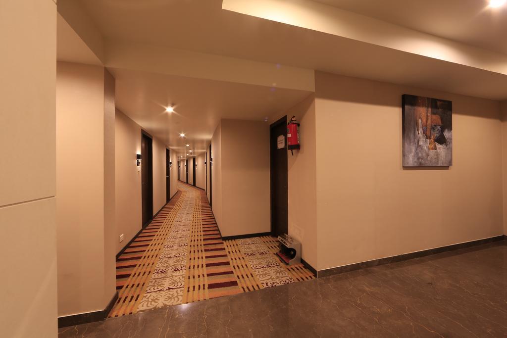 Hotel Regalia Tirupati Exteriér fotografie